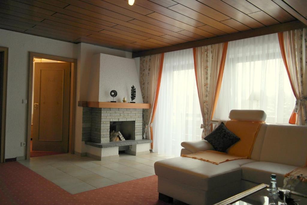 Landhotel Windlicht Krombach  Zimmer foto